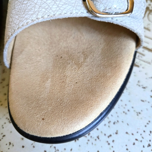 SAS Light Tan Leather Sandals with Buckles - Picture 11 of 12